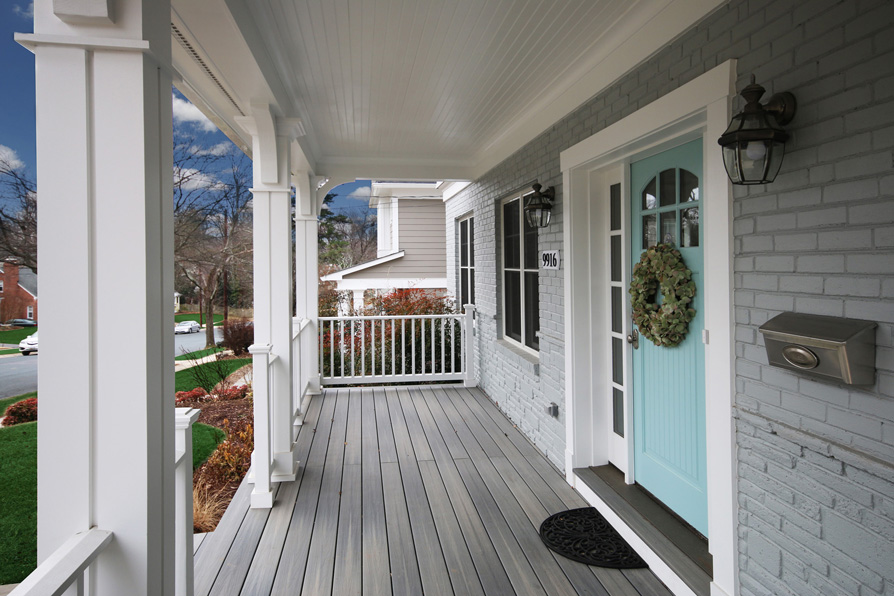 Thornwood Road 1